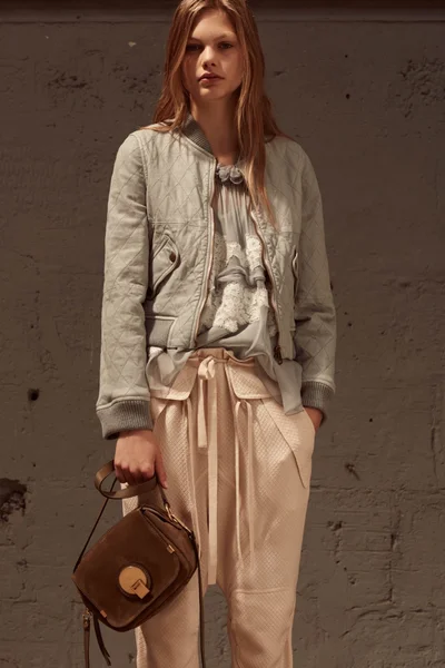 Look 18